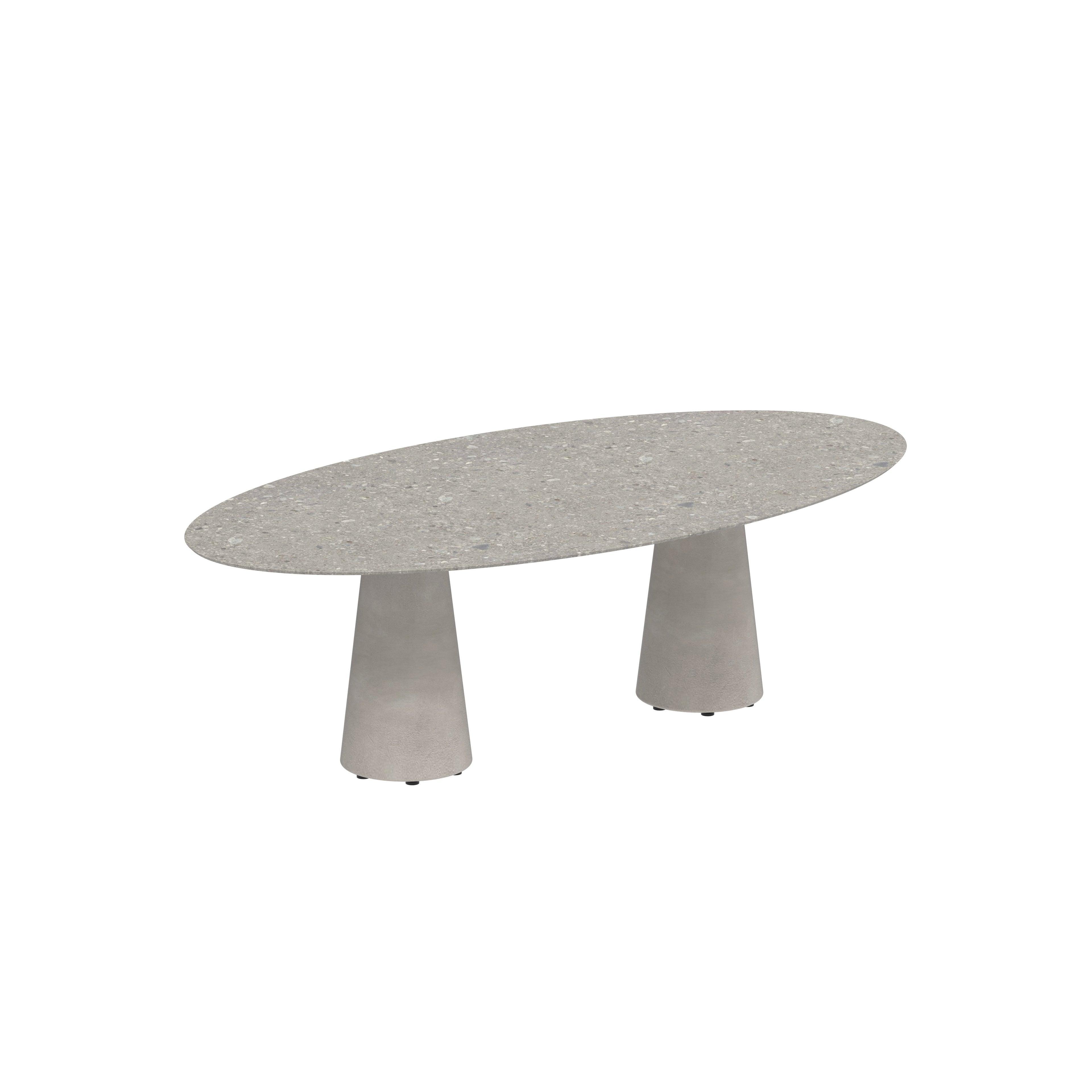 CONIX Ellipse dining table