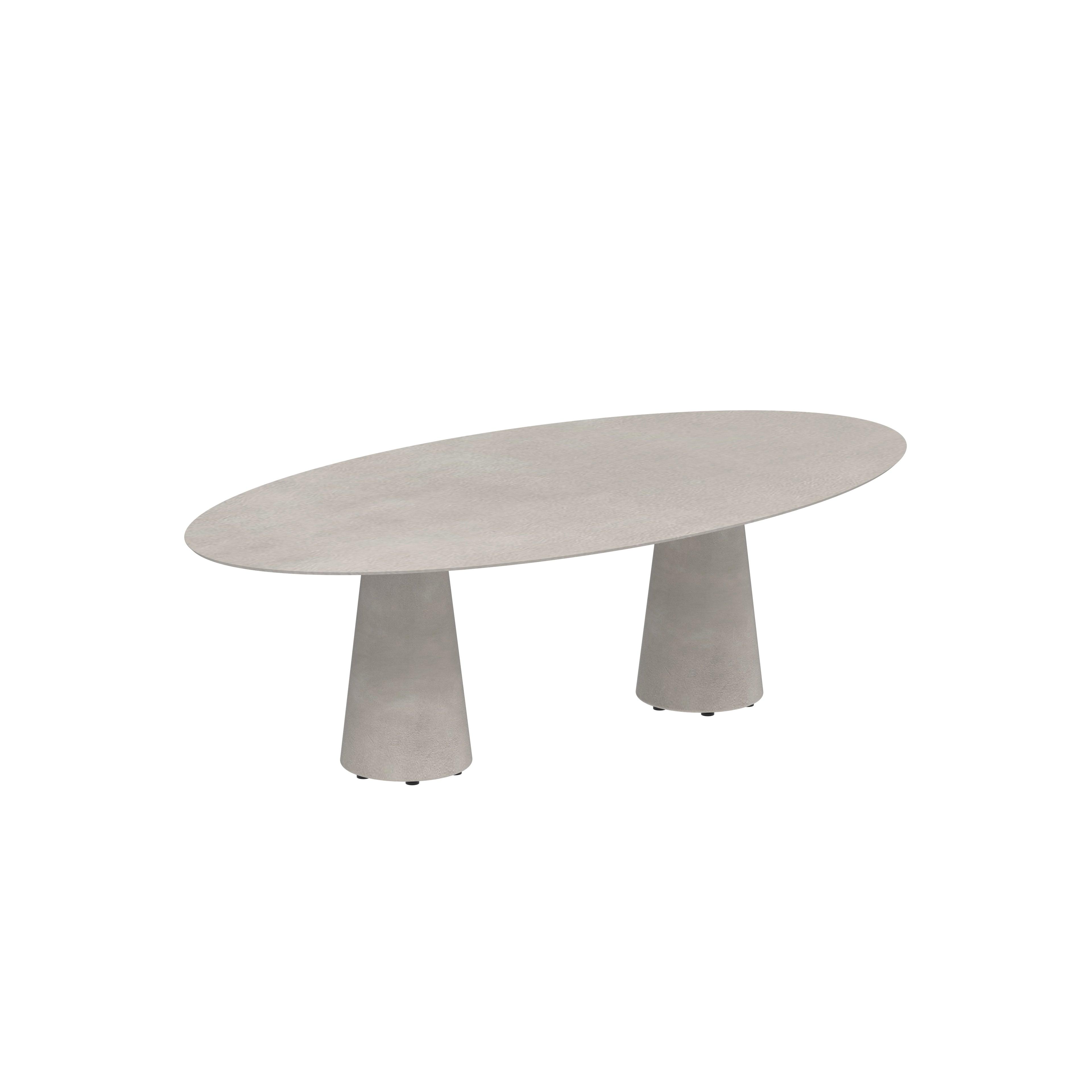 CONIX Ellipse dining table