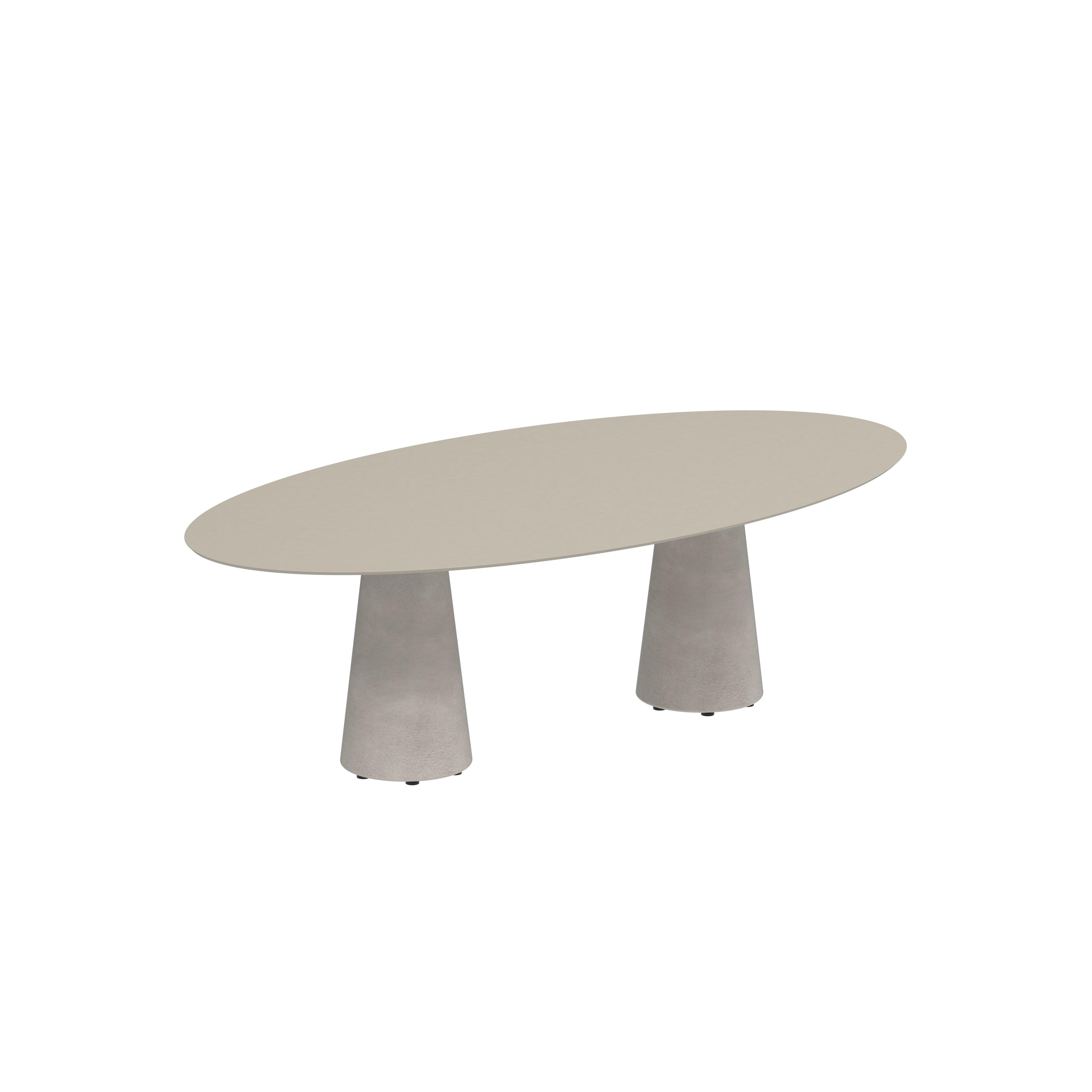CONIX Ellipse dining table