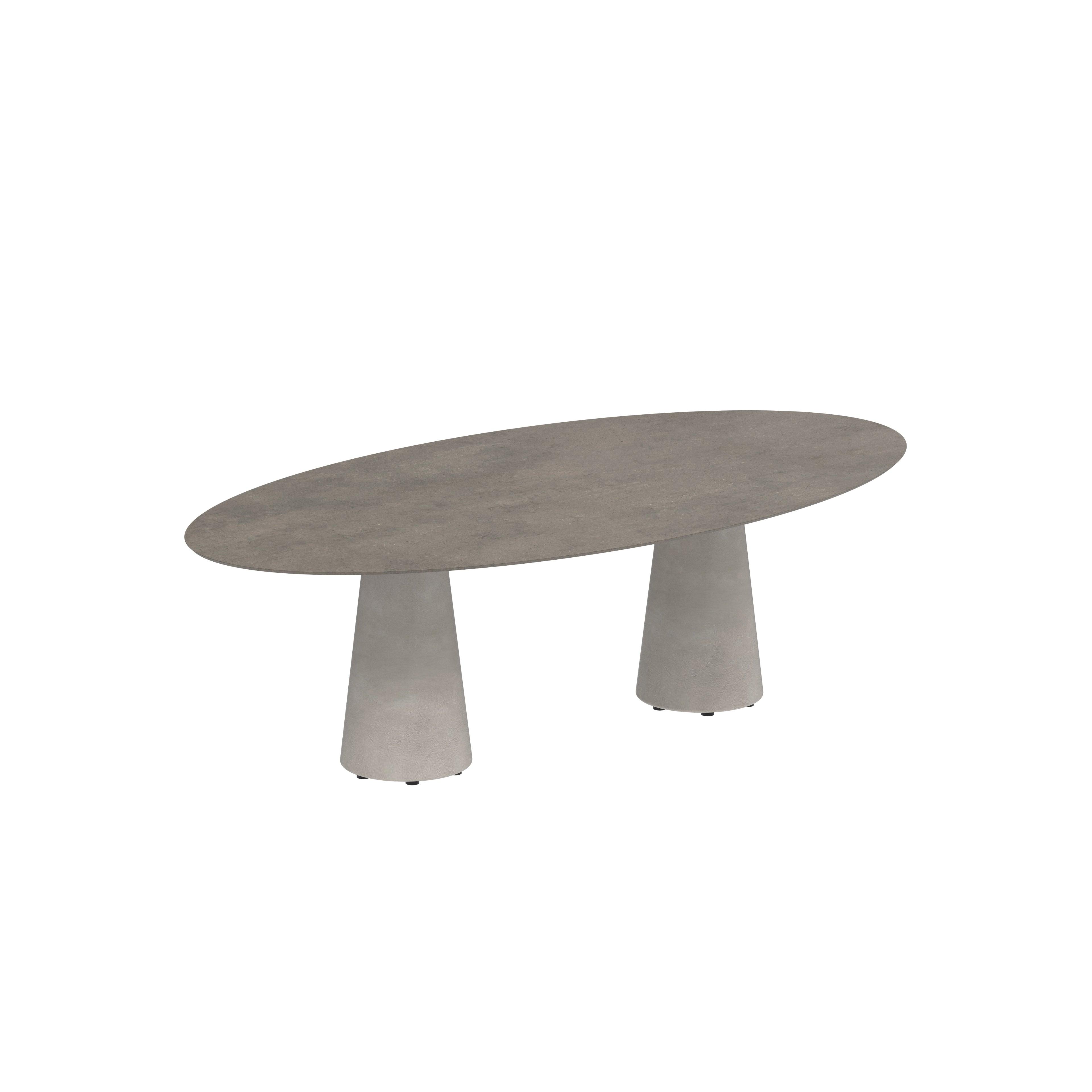 CONIX Ellipse dining table