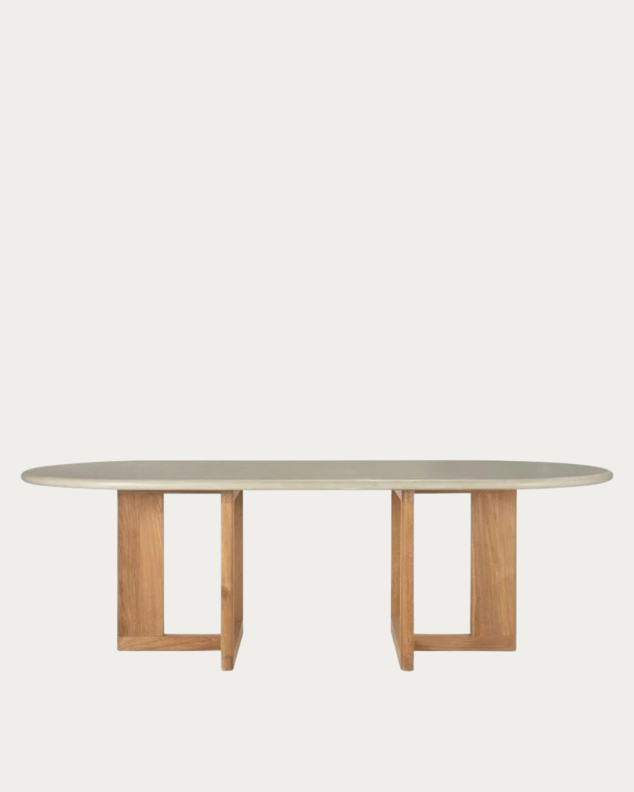 Ethnicraft TRESTLE Table de jardin en teck, oblongue, vue de face sur la terrasse