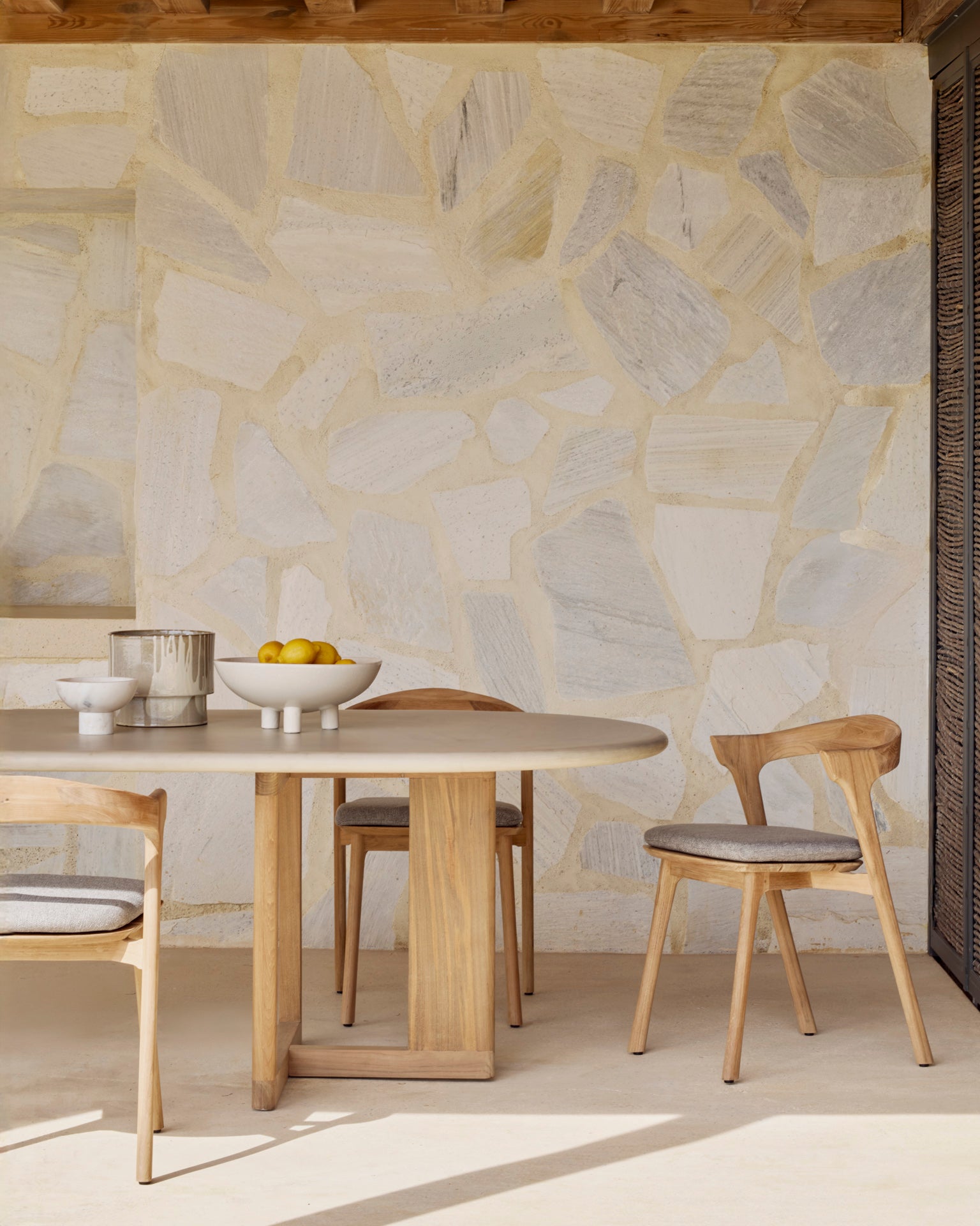 Ethnicraft TRESTLE garden table with characteristic BOK chair made of teak