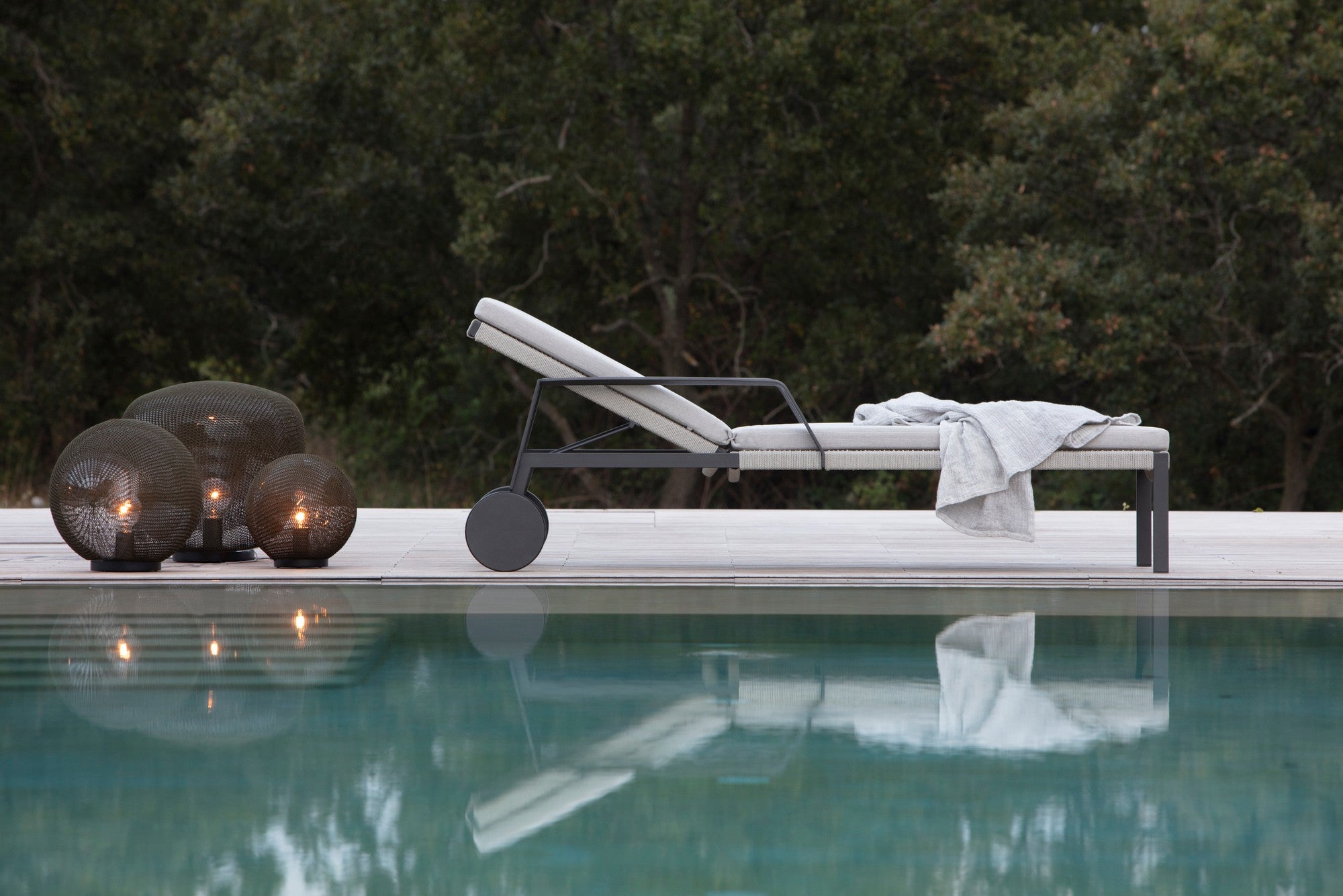 Sun lounger NODI