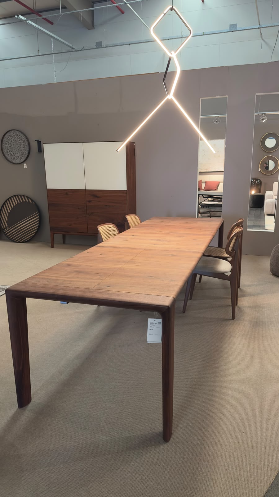 Table à manger Scholtissek FUGO en noyer, 300 × 95 cm
