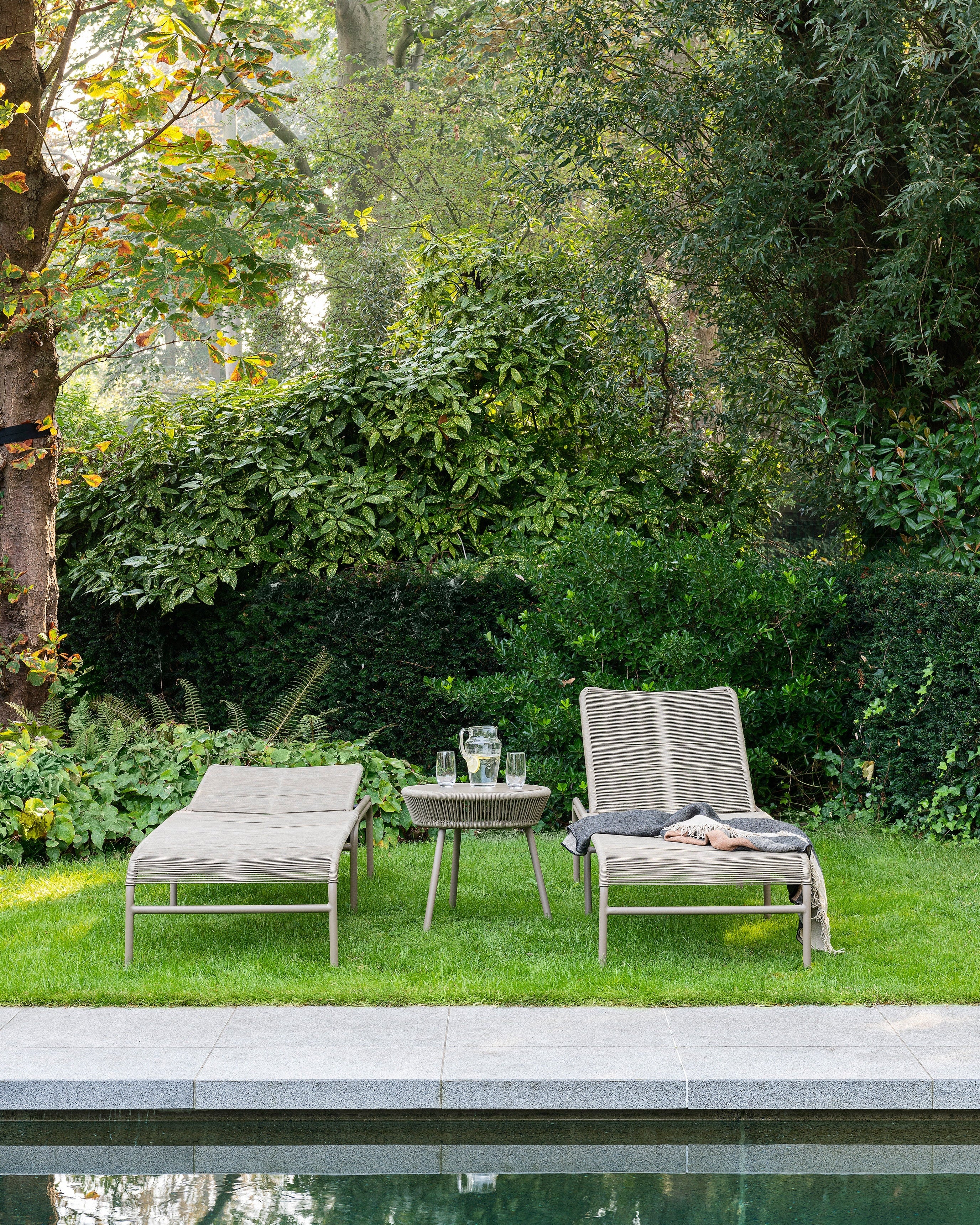 LOOP sun lounger