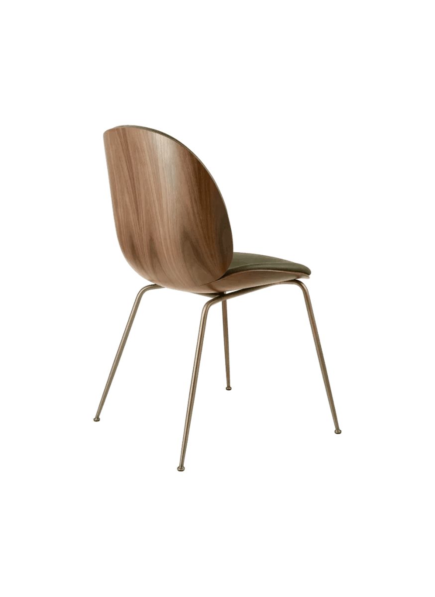 Gubi - Esstischstuhl BEETLE - 3D Furnier - 10115085 | Homestorys