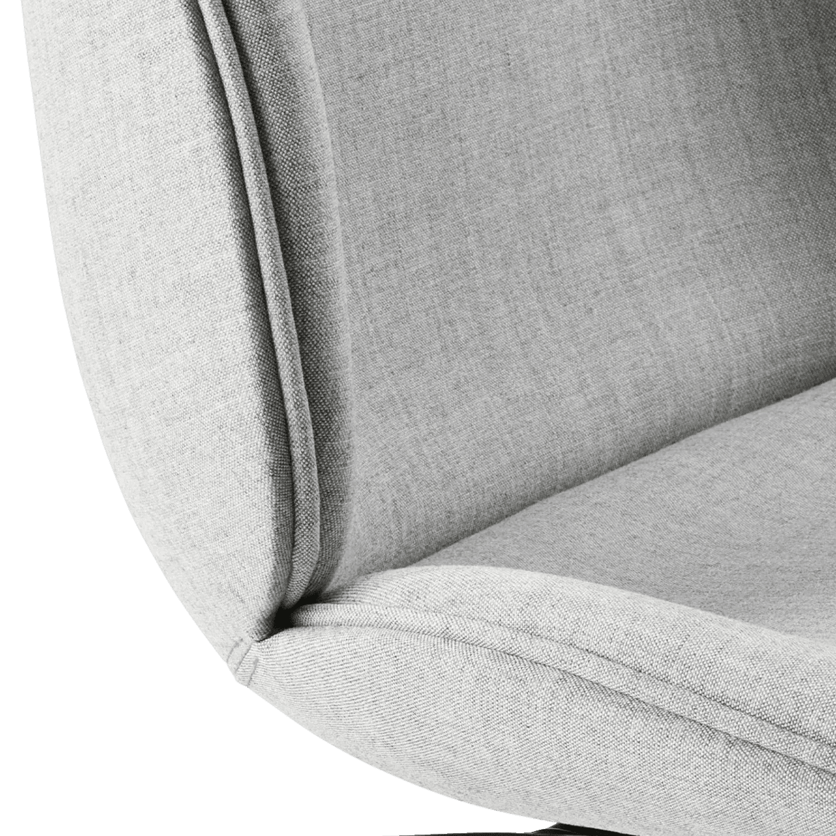 Gubi - Esstischstuhl BEETLE - Gepolstert - 10037545 | Homestorys