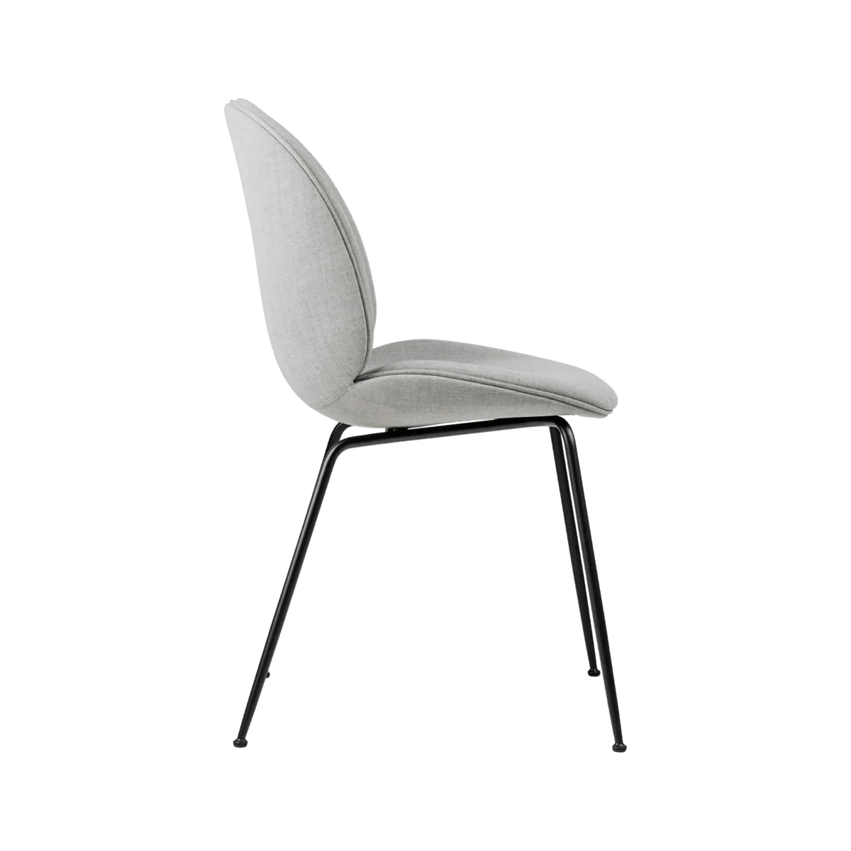 Gubi - Esstischstuhl BEETLE - Gepolstert - 10037545 | Homestorys