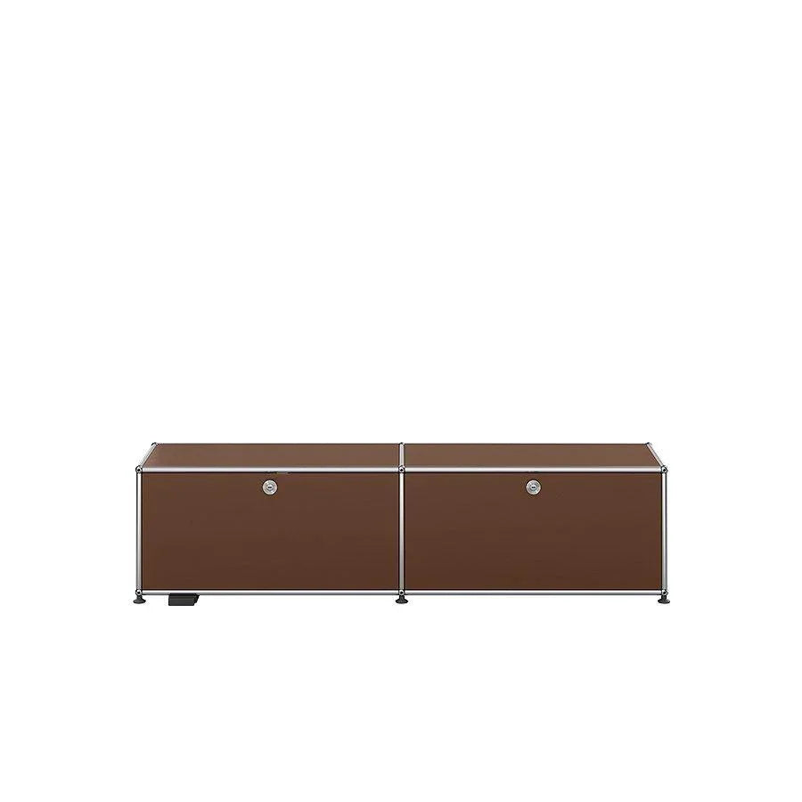 USM Haller Lowboard M59 in USM Braun – wohnliches, elegantes Designmöbel mit warmem Farbton für natürliche Wohnkonzepte und stilvolle TV-Einrichtungen