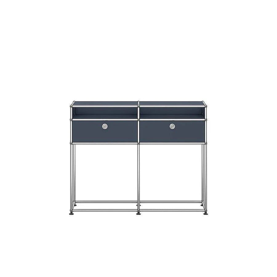 USM Sideboard M51 in Anthrazitgrau – elegantes Designmöbel mit dunklem Ton, ideal für stilvolle Einrichtungen im Industrial- oder Minimal-Stil