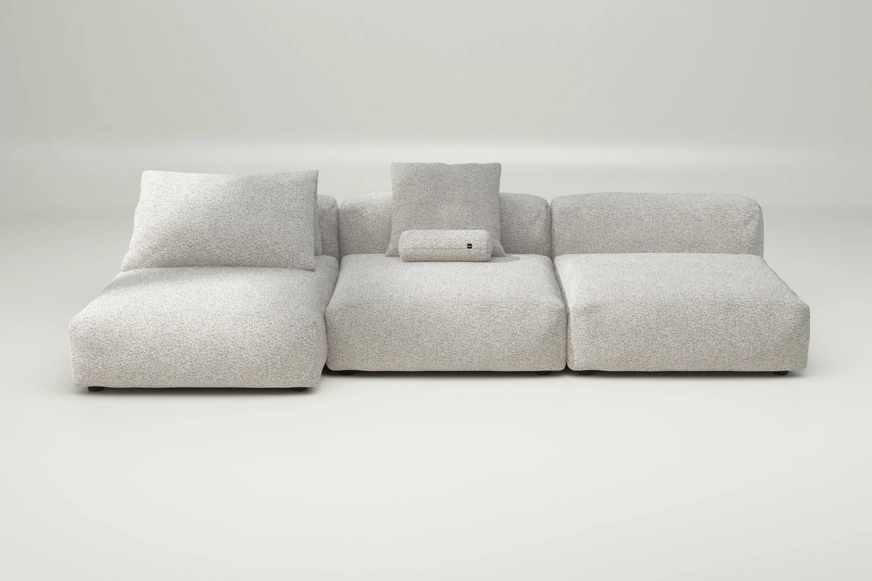 Sofa 04 in Loop Loop Bounty – mit Kissen, natürlicher Beige-Look für wohnliches Ambiente mit Struktur