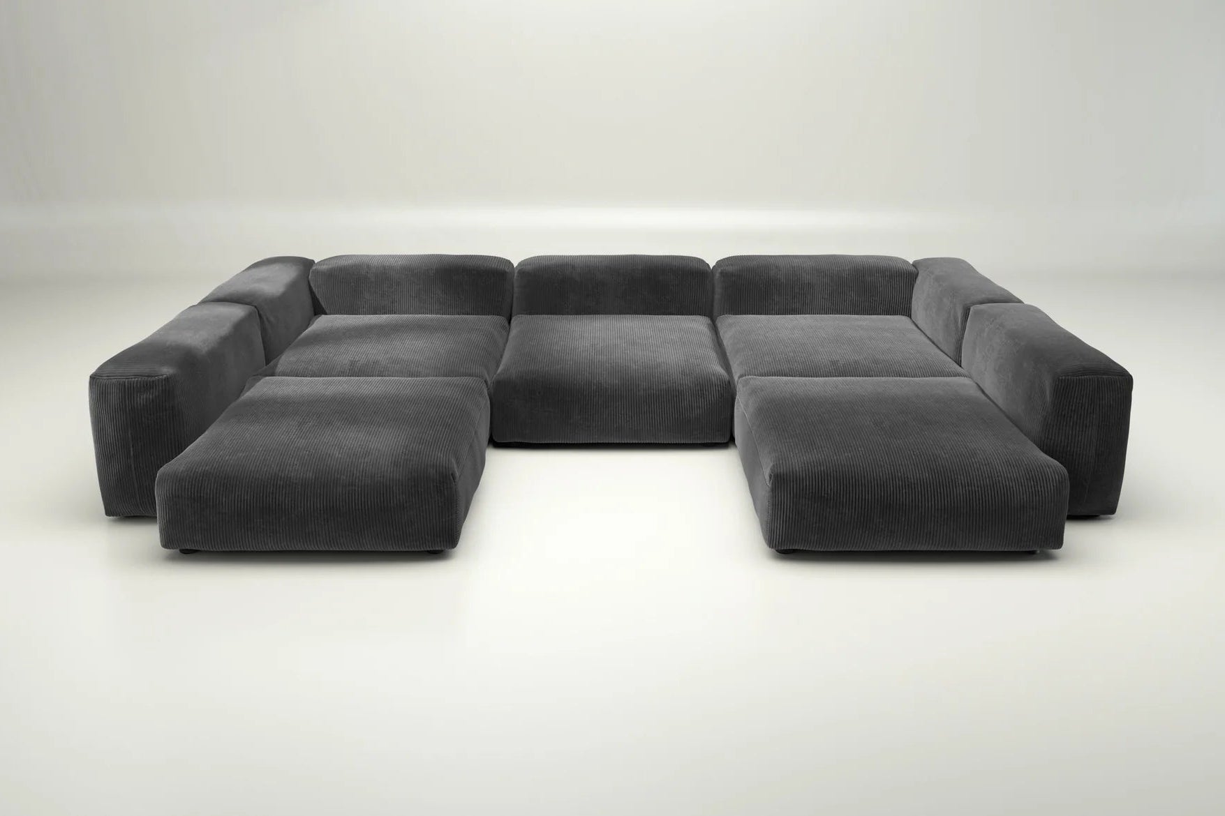 Vetsak Sofa Set 06 in Cord Velour Dark Grey – ohne Kissen, urbaner Graphitton für reduzierte Loft-Ästhetik