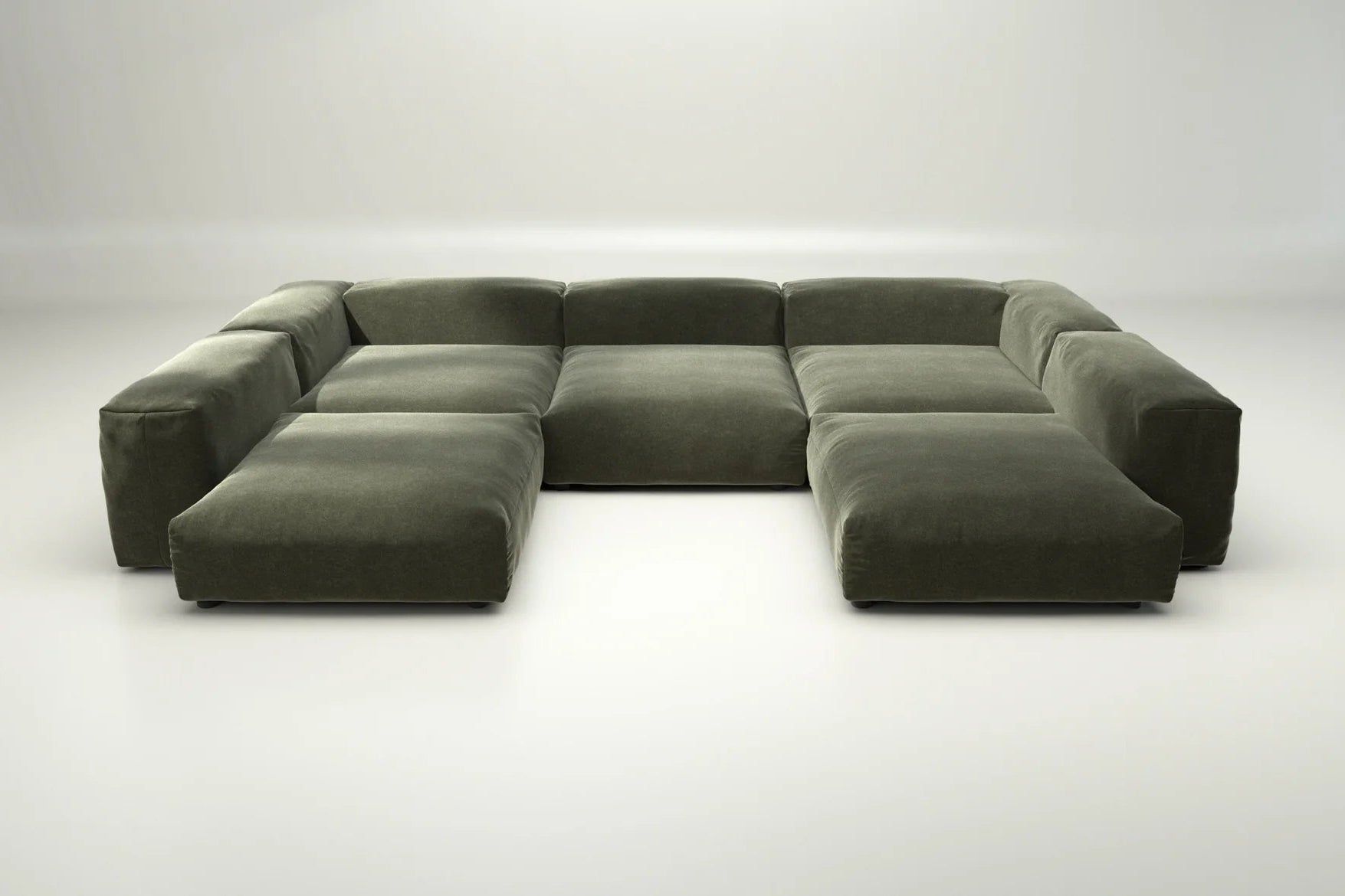 Sofa Set 06 mit Suave Bezug in Pine – ohne Kissenset, grüner Waldakzent für naturnahe Raumkonzepte