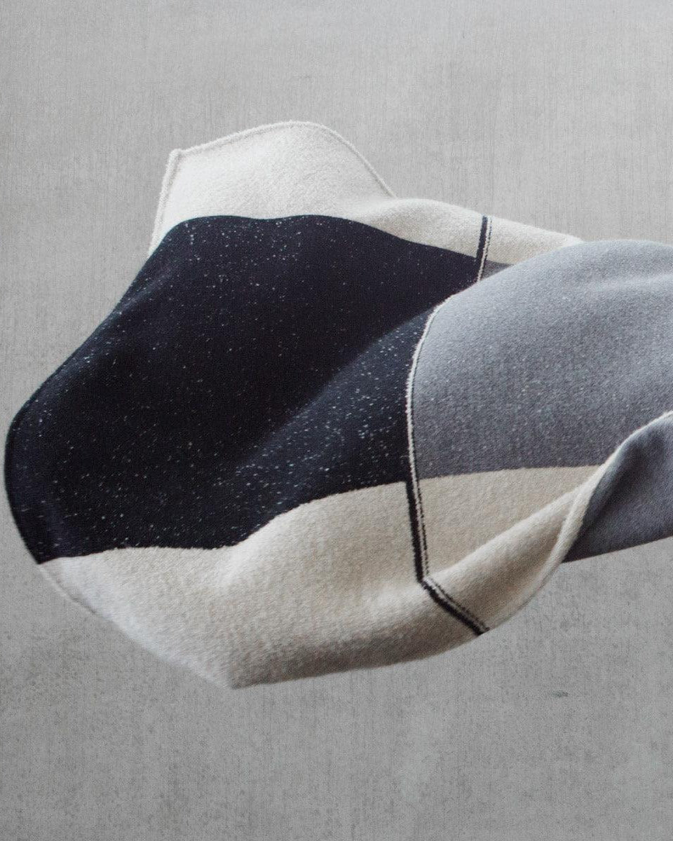 Decke REFINED LAYERS URBAN | Ethnicraft | Homestorys