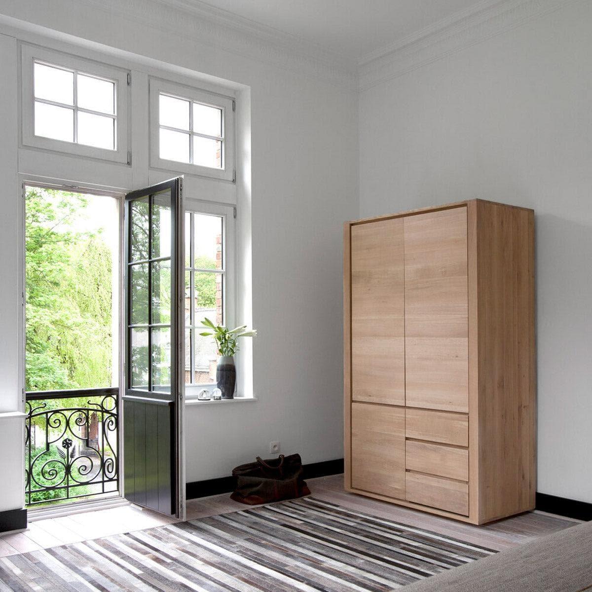 Kleiderschrank SHADOW | Ethnicraft | Homestorys