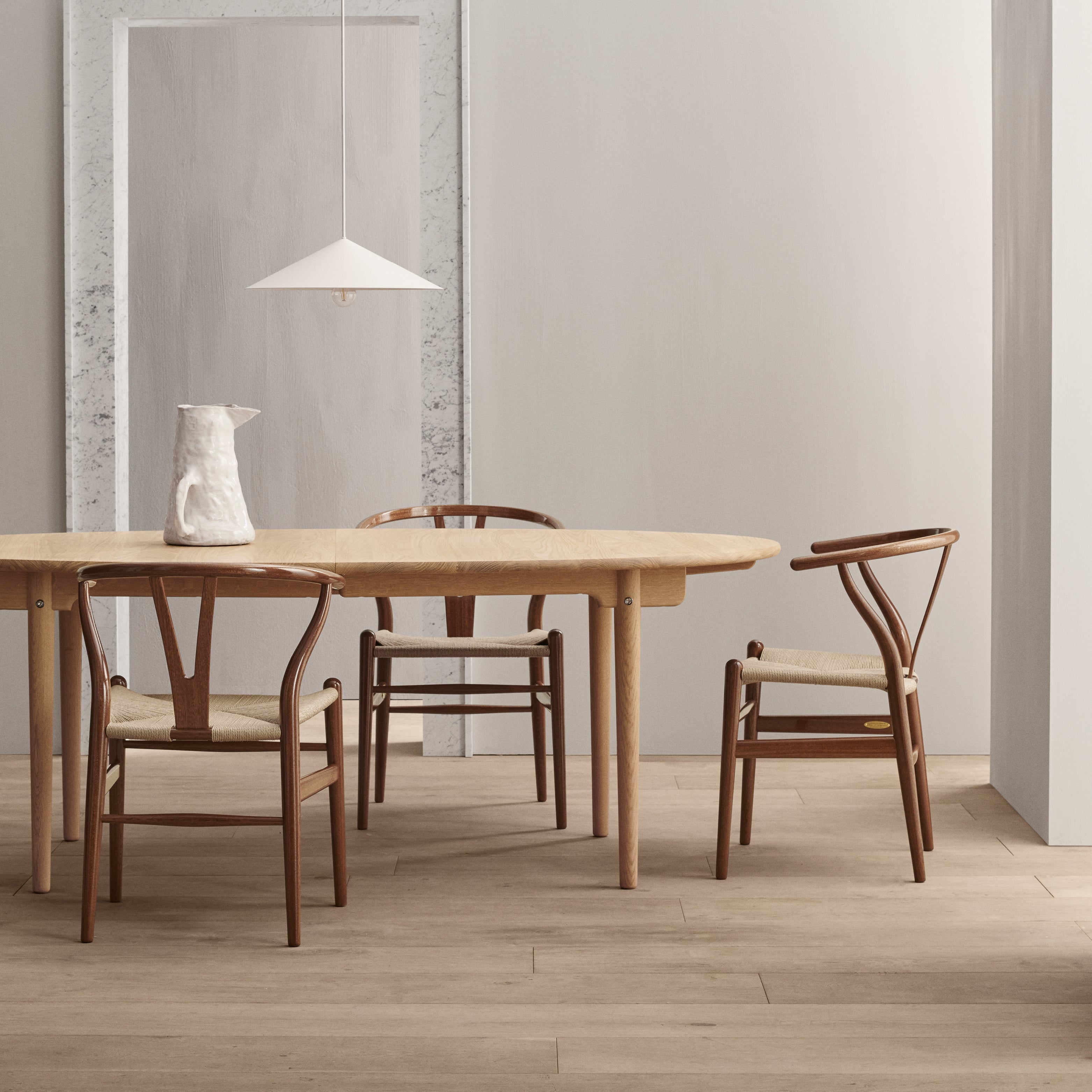 Wishbone chairs by Carl Hansen & Søn - Design icons | Homestorys