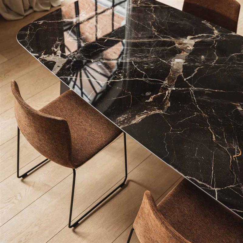 Esstisch CURVE FAUX ELYPS