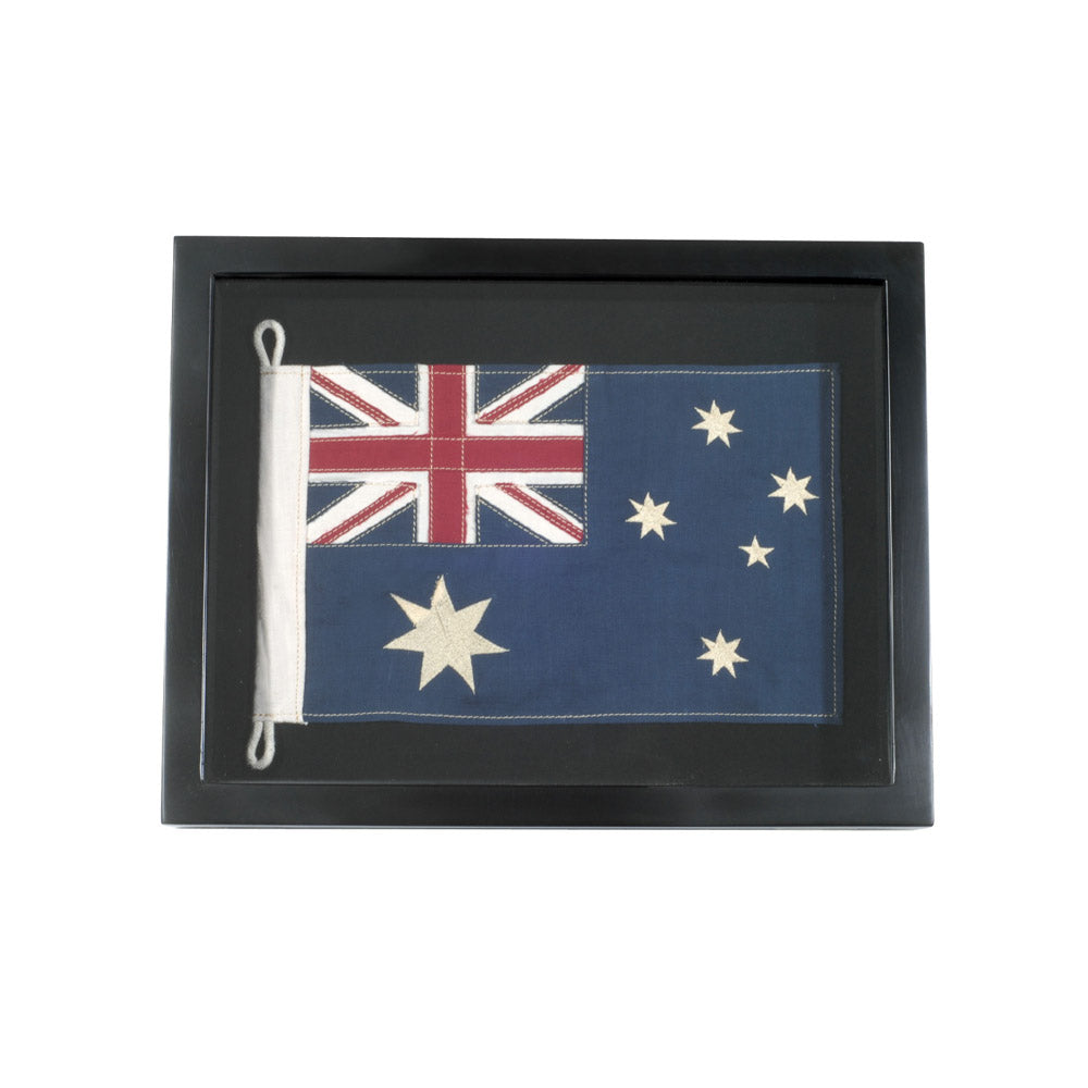 EXPO Timothy Oulton FLAG SHADOW BOX