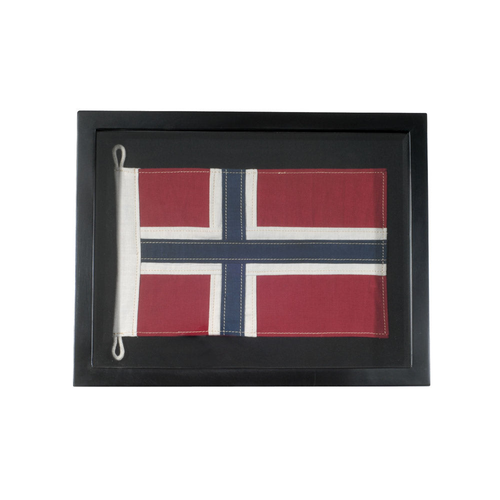 EXPO Timothy Oulton FLAG SHADOW BOX