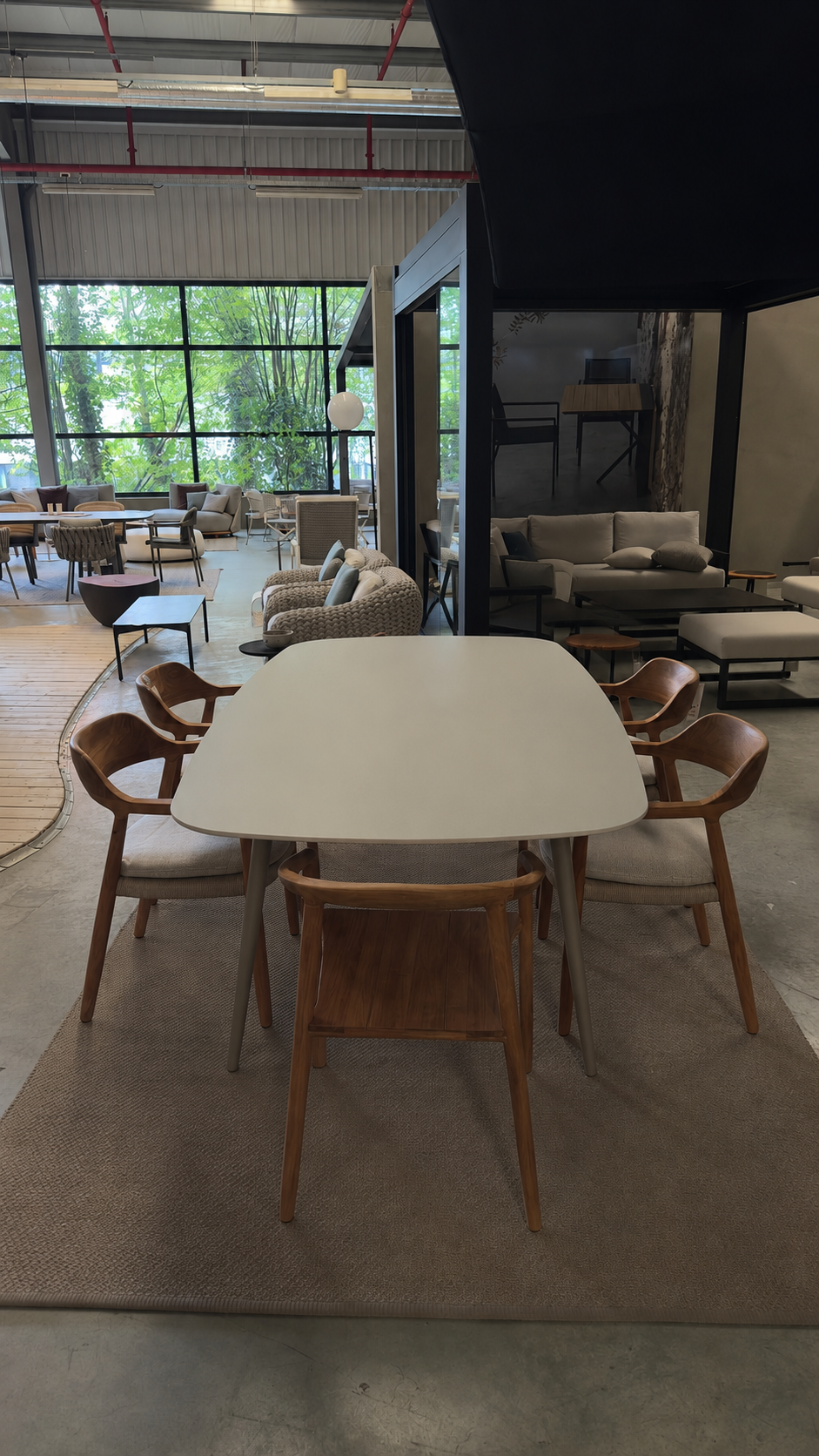 Table de jardin Royal Botania STYLETTO avec plateau en céramique, modèle d'exposition