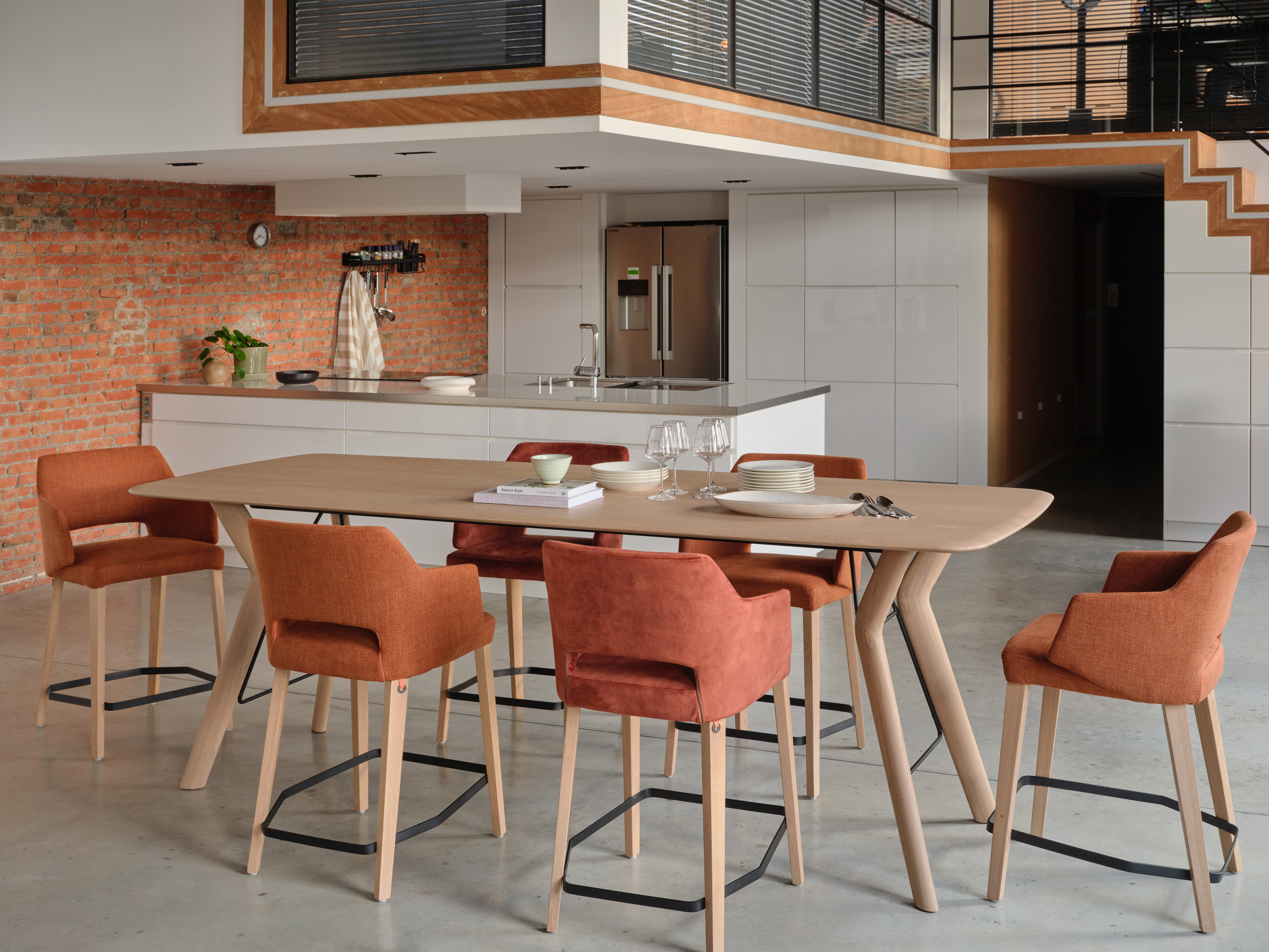 TRAVA T1300 worktable - oak