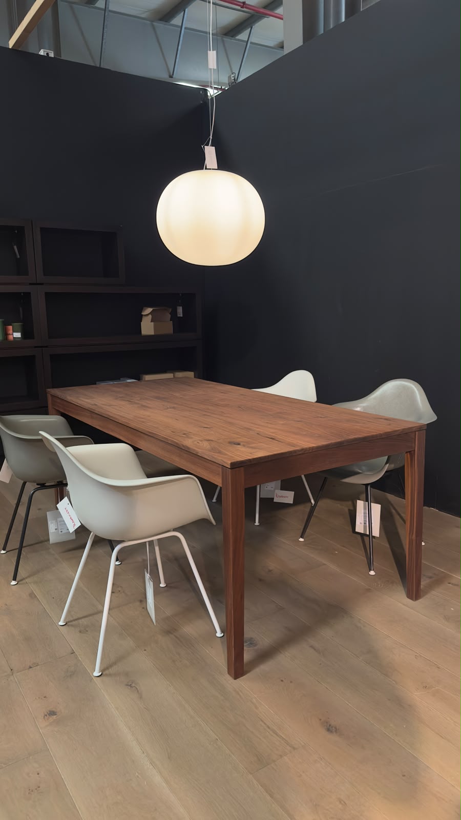 Scholtissek ZEBRA Dining Table made of naturally oiled knotty walnut