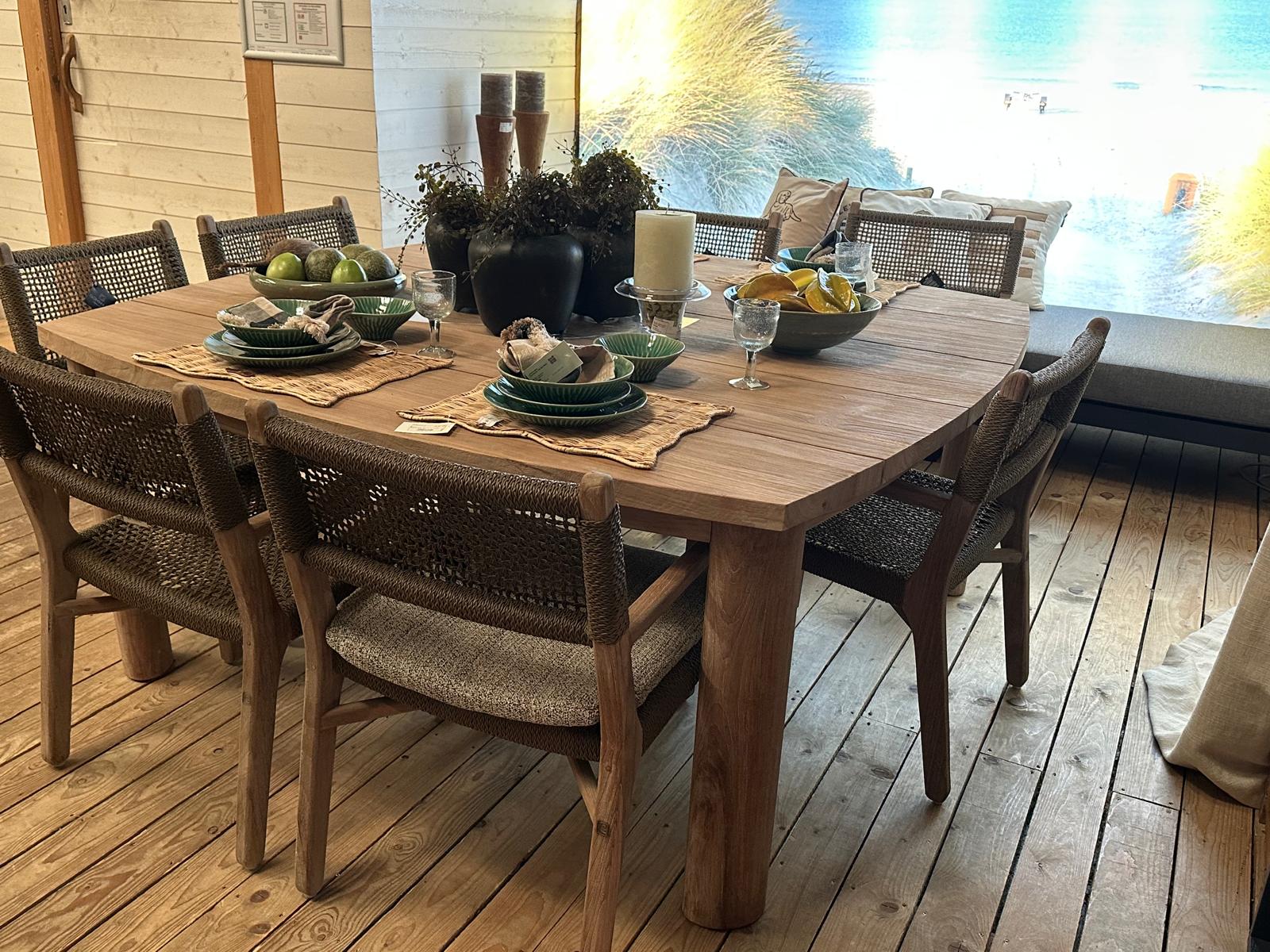EXPO Gommaire MIGUEL Garden Table