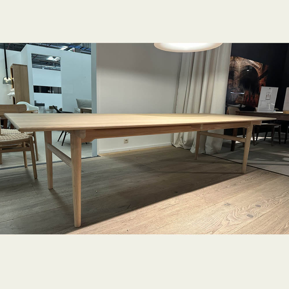 Carl Hansen & Søn - EXPO Carl Hansen & Son CH327 Esstisch -  | Homestorys