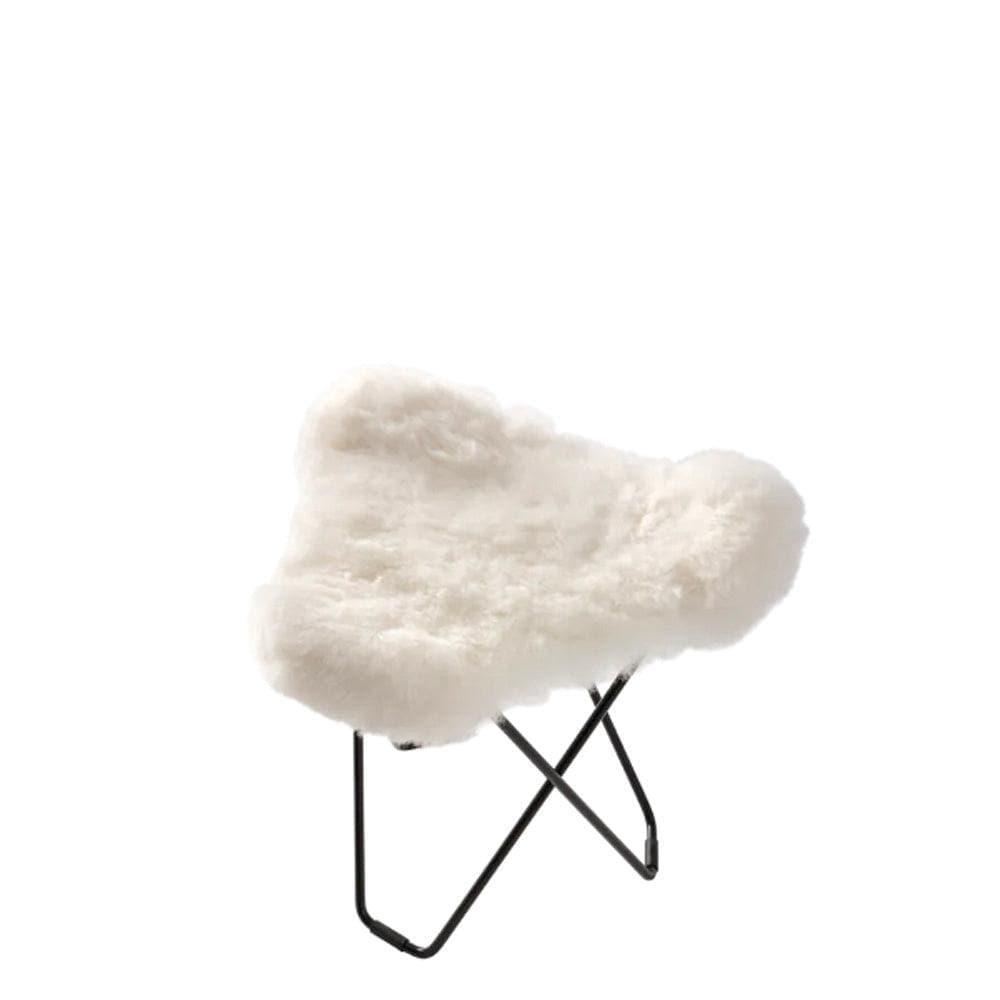 Cuero - Schaffellhocker ICELAND FLYING GOOSE -  | Homestorys