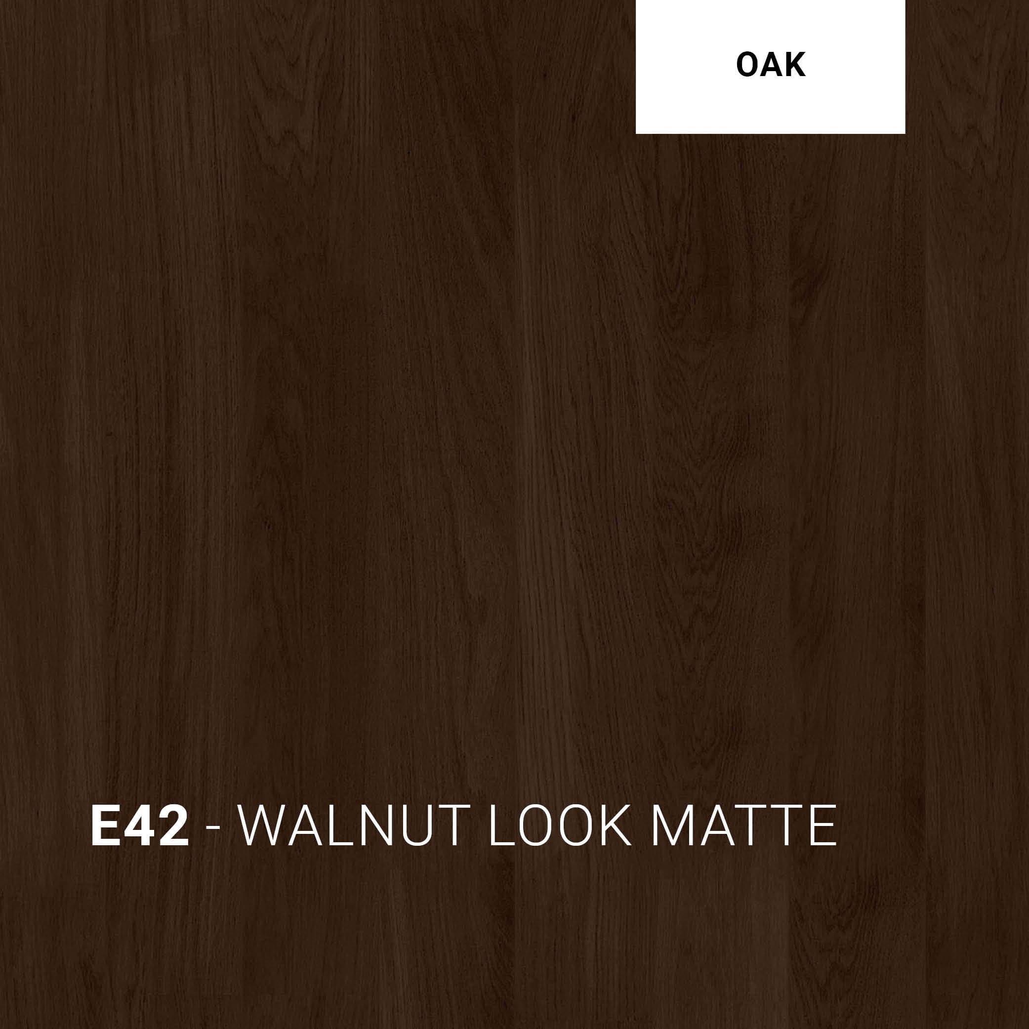 Walnut Look (E42) – elegante, nussbaumähnliche Tischoberfläche mit fein strukturierter Maserung
