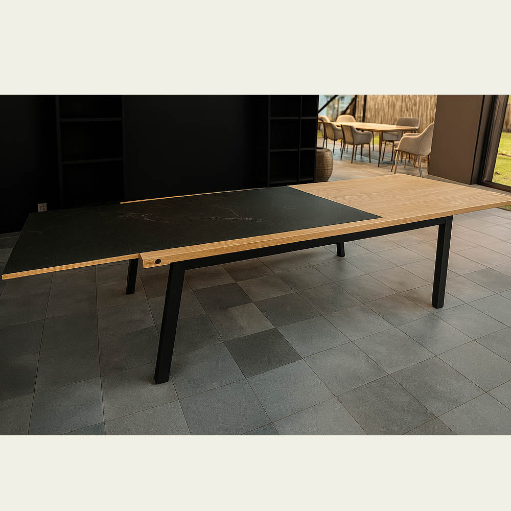 EXPO Mobitec extendable table LONDON