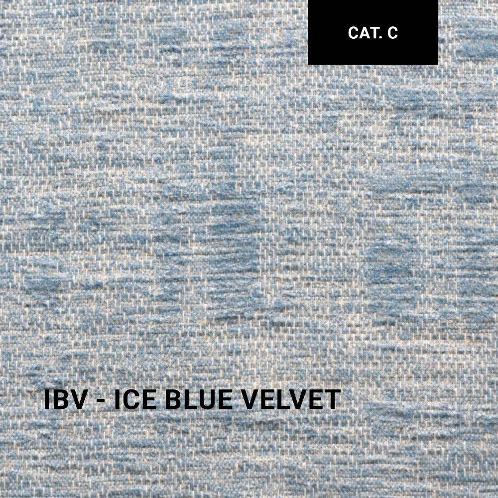 Royal Botania STYLETTO 55 mit Ice Blue Velvet – eleganter Pastellblau-Ton mit samtiger Haptik für edle Gartenstühle