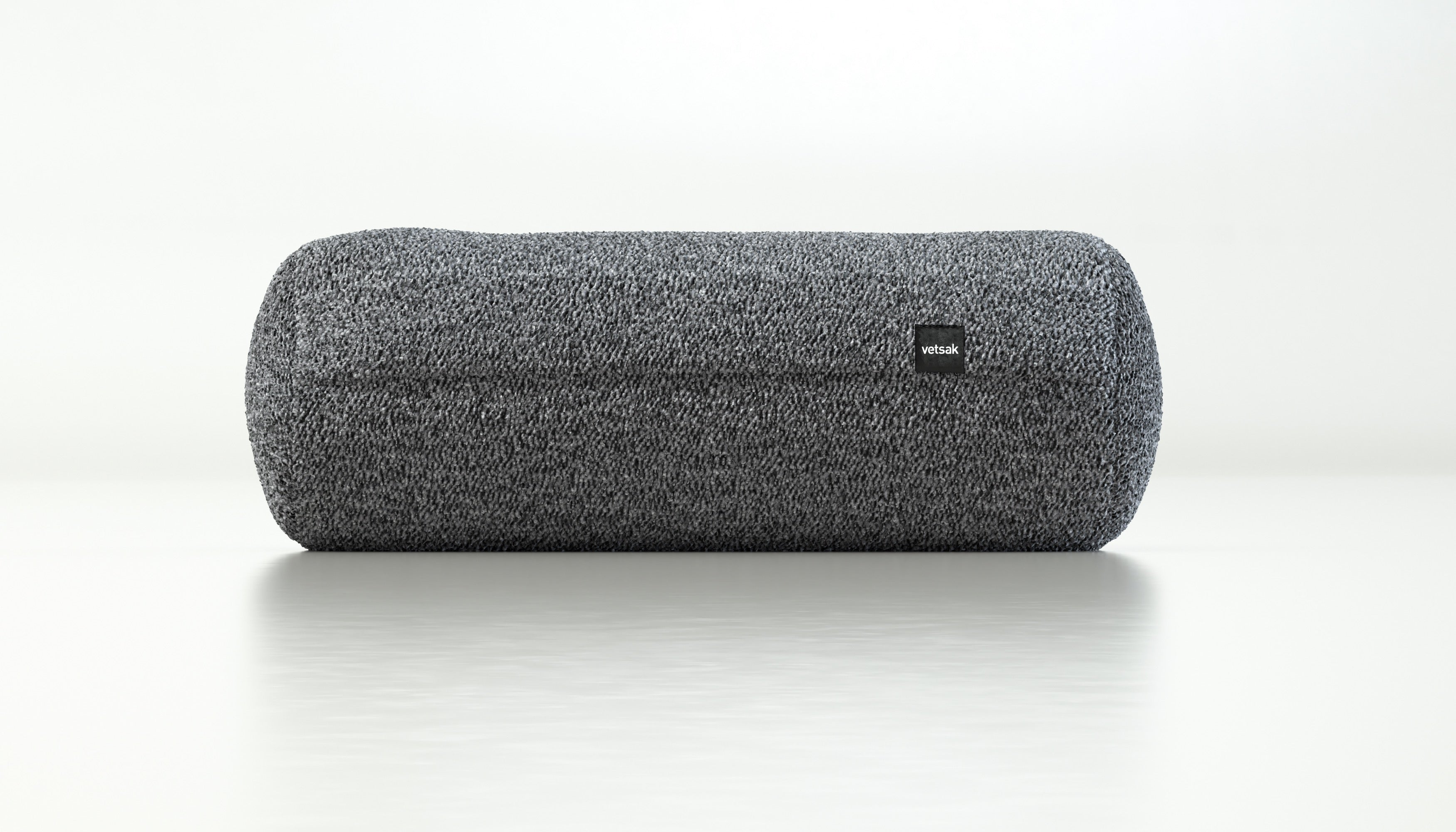Noodle Kissen von vetsak im Stoff Loop Loop Anthracite – flexibler Komfort in dunkler Optik
