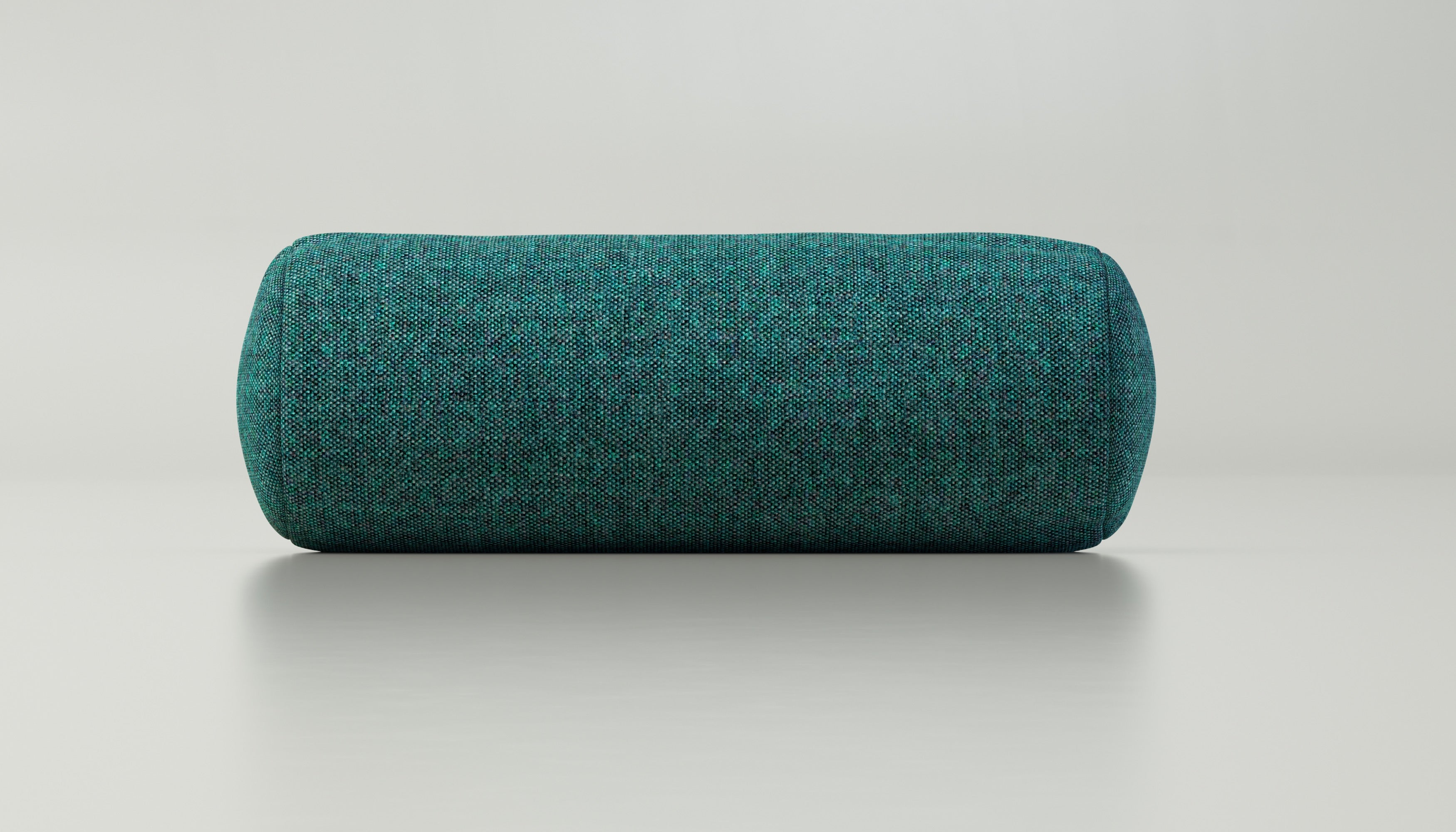 Noodle Kissen von vetsak in Piqué Cedar – flexibles Kissen in intensivem Türkis für lebendige Außenbereiche