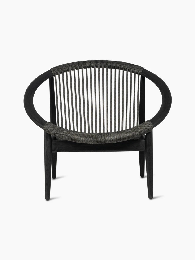 Vincent Sheppard FRIDA garden armchair with a rounded shape and generous backrest in Onyx Black.