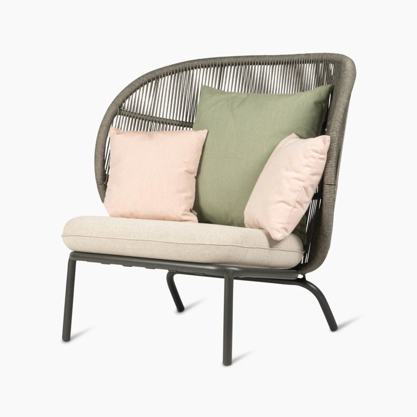 Fauteuil de jardin Vincent Sheppard KODO COCOON, couleur Fossil Grey, avec corde en polypropylène et Coussins