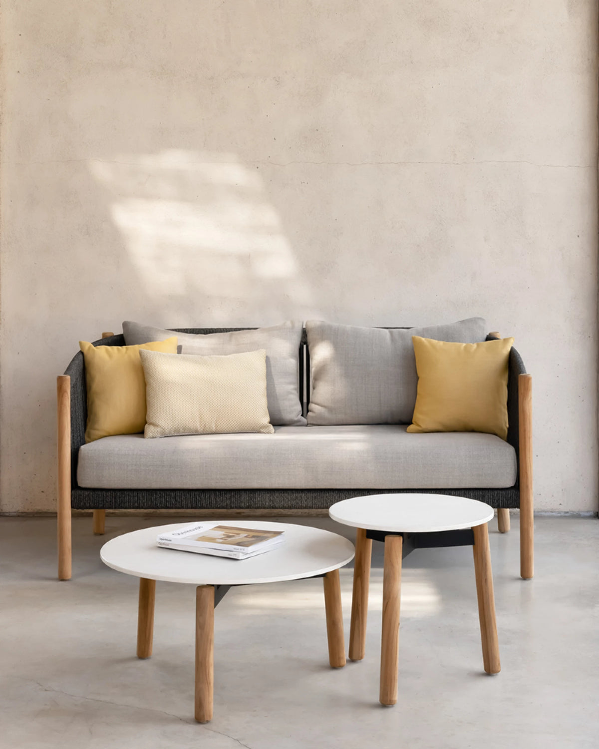 Vincent Sheppard LENTO Gartensofa mit Almond Kissen