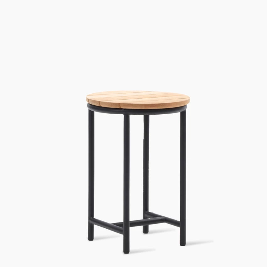 Vincent Sheppard WICKED : table d'appoint ronde avec plateau en teck naturel