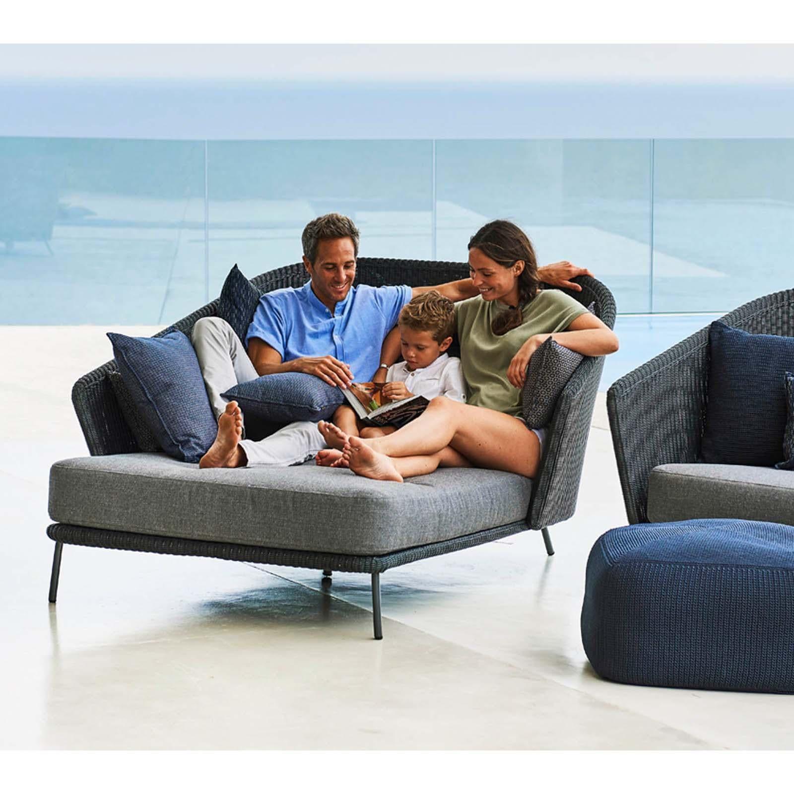 Cane-line MEGA Tagesbett rechts mit Kissen-Set - Original Homestories
