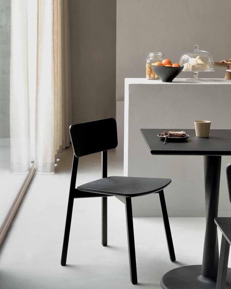 Stuhl CASALE  Eiche schwarz | Ethnicraft | Homestorys