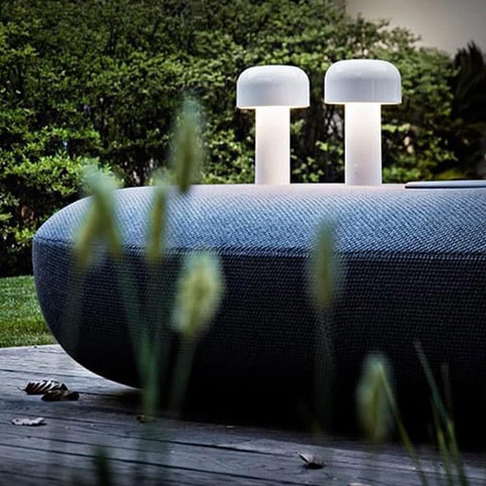Flos BELLHOP Tischlampe - Original Homestories