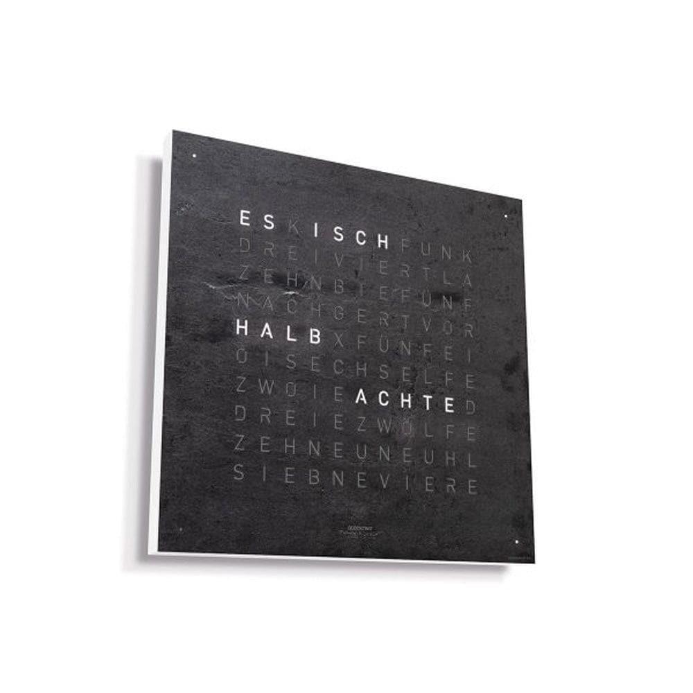 QLOCKTWO EARTH 45 mit wiissem Ghäus – edli Gesteinsfront trifft uuf liicht Design, perfekt für stilvolli Wohnig